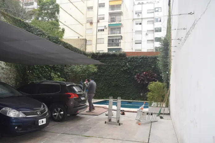 Corte de Enredadera y Mantenimiento de Jardín en un Consorcio de Parque Chacabuco - imagen 7
