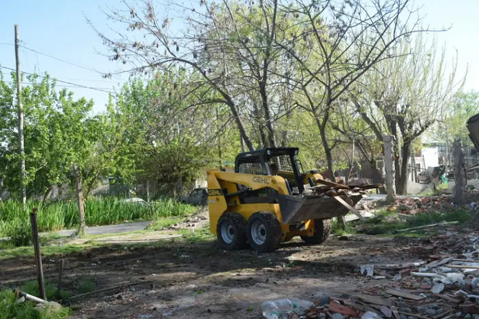 Retiro de Escombros y Nivelación de Terreno en Rincón de Milberg, Tigre - imagen 10
